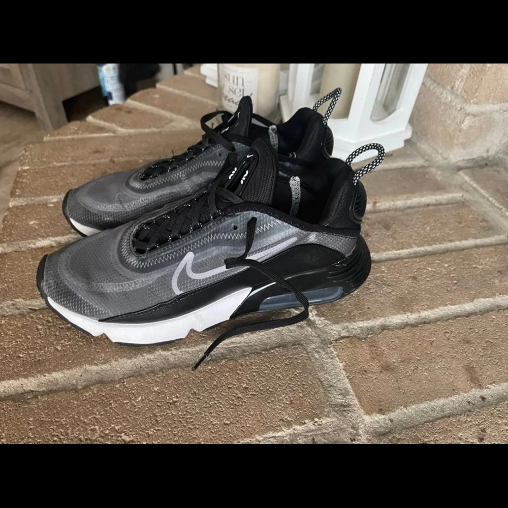 nike air max 2090 size 8